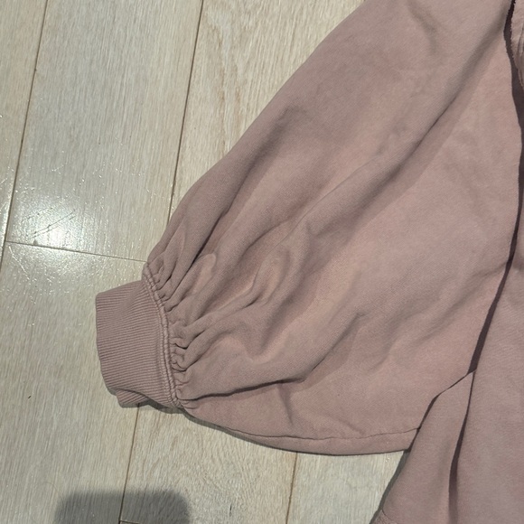 Free People Mauve Cropped Sweatshirt - Picture 6 of 7